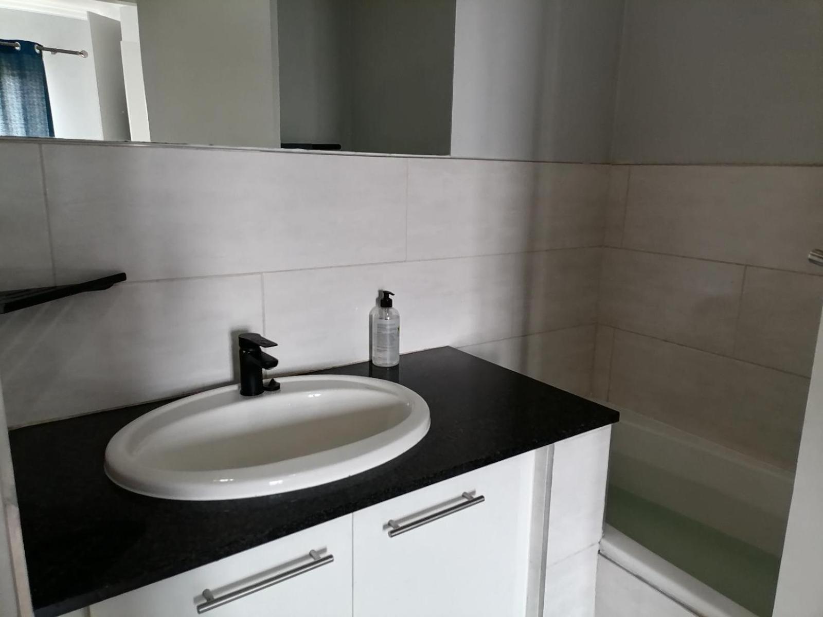 Emabheleni Executive Suites Westpoint Johannesburg Zimmer foto