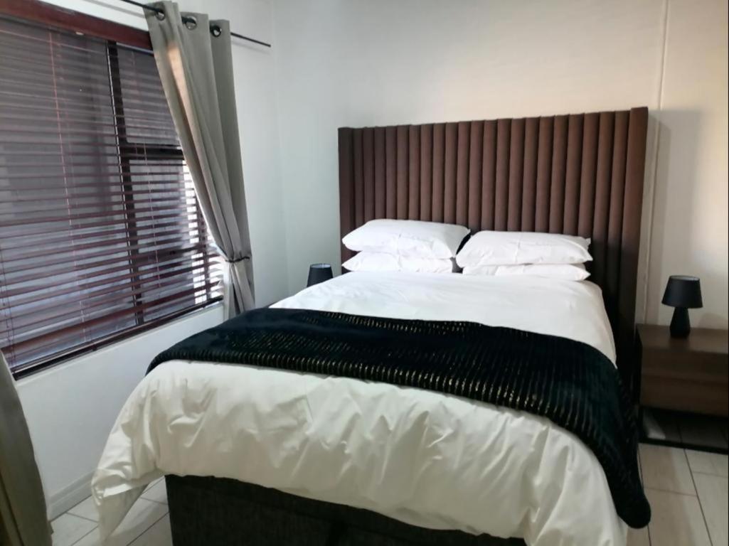 Emabheleni Executive Suites Westpoint Johannesburg Zimmer foto